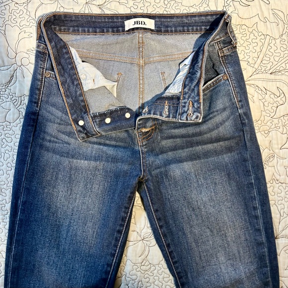 JBD-Just Black Denim Exposed Button Fly Raw Hem Crop Ankle Length Jeans Sz 27 - Picture 4 of 11